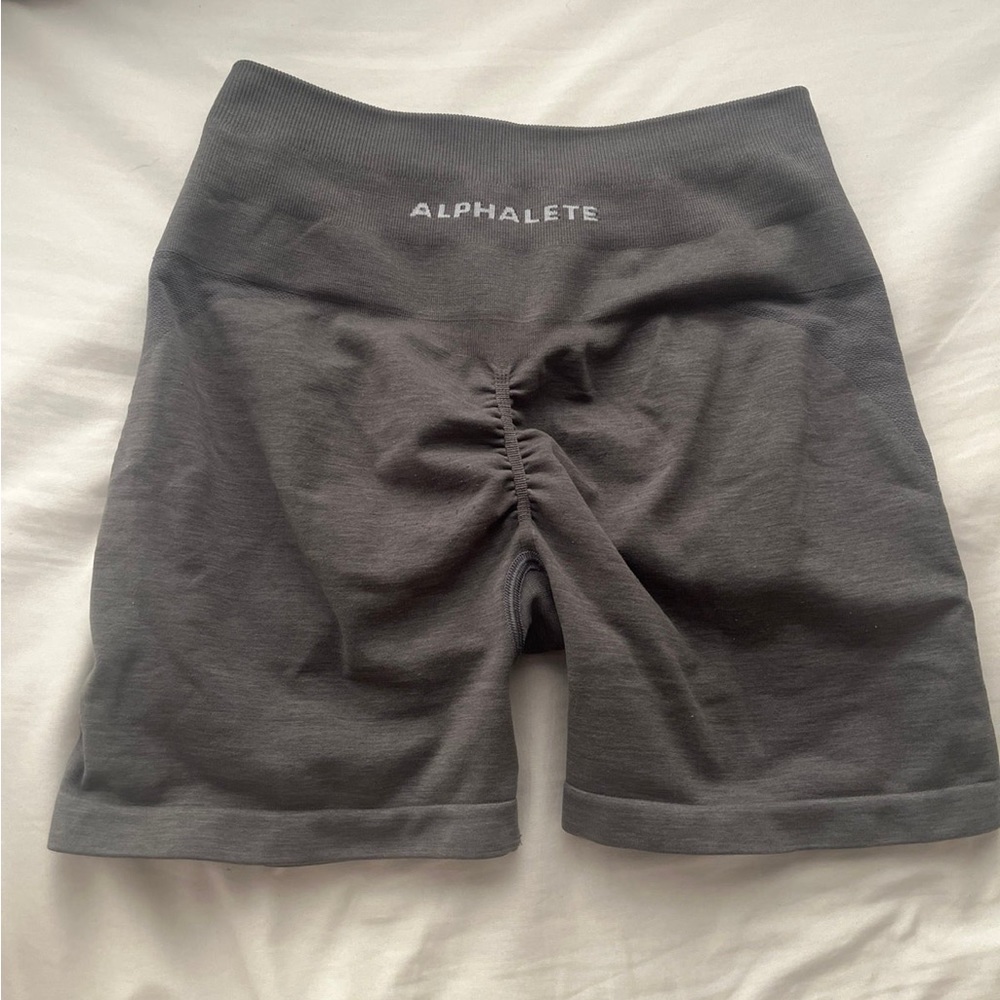 Alphalete amplify shorts